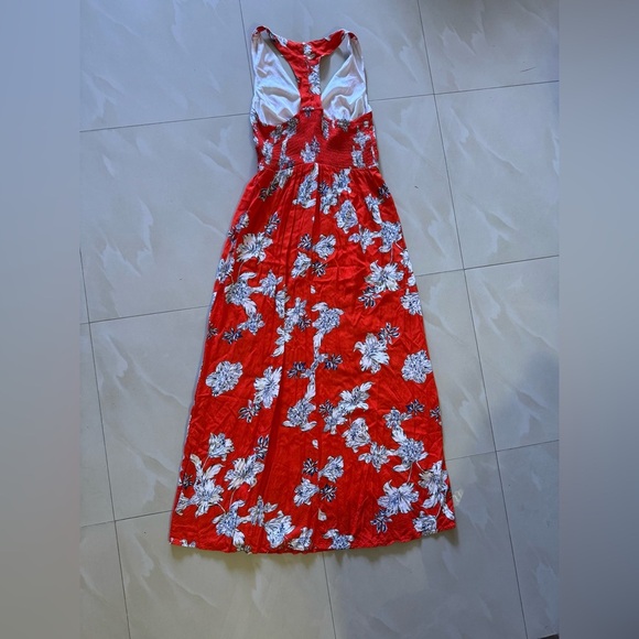 Japna red floral maxi dress  small area at back and bottom elastic wais  long L - Picture 4 of 16